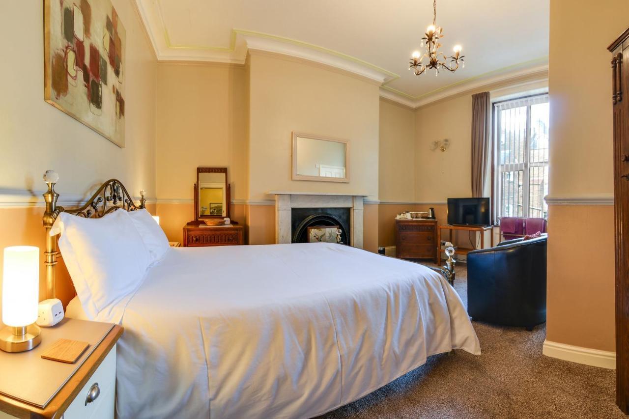 ويتبي Pannett House Bed & Breakfast, Beautiful Victorian Residence المظهر الخارجي الصورة