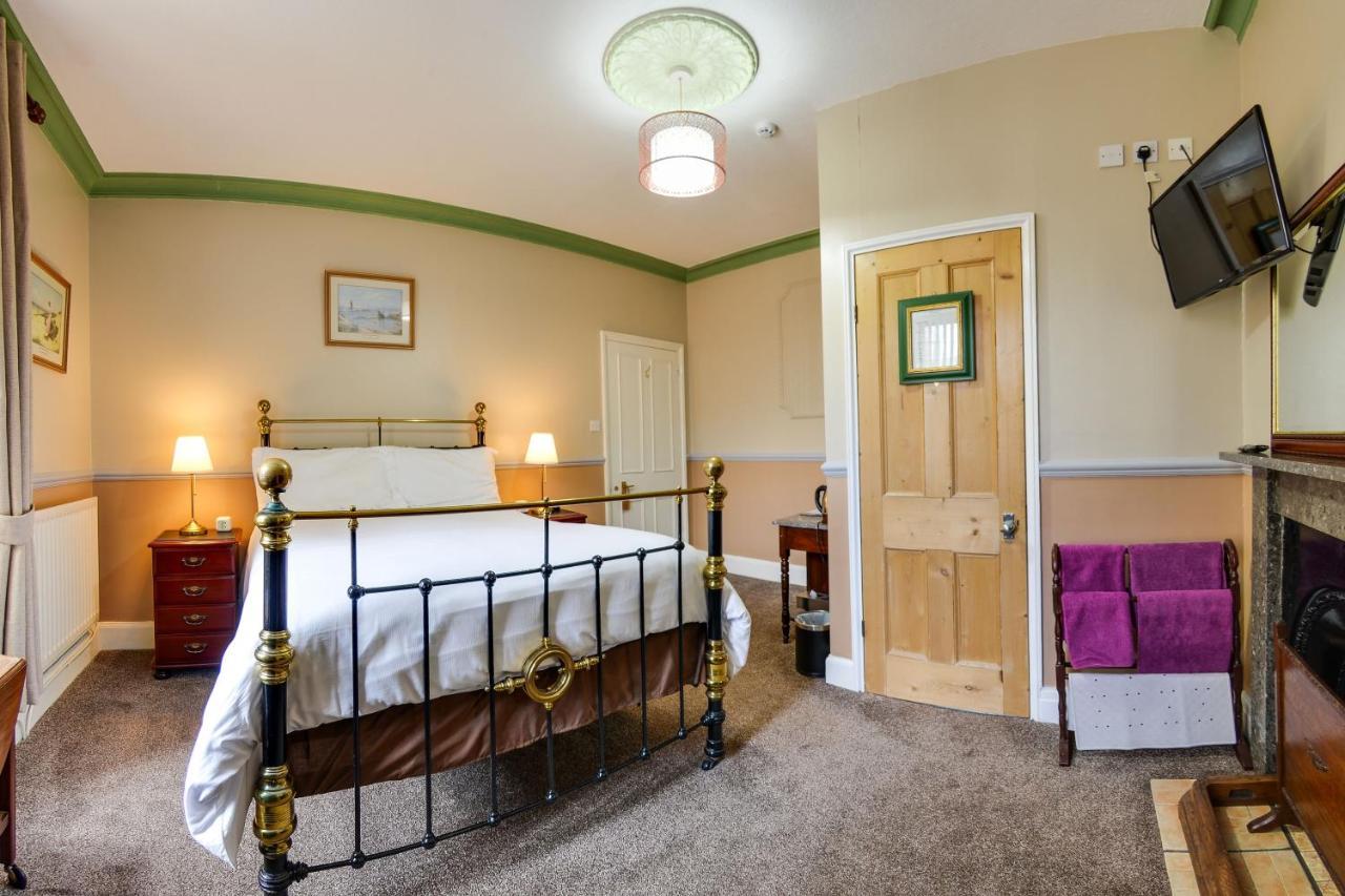 ويتبي Pannett House Bed & Breakfast, Beautiful Victorian Residence المظهر الخارجي الصورة