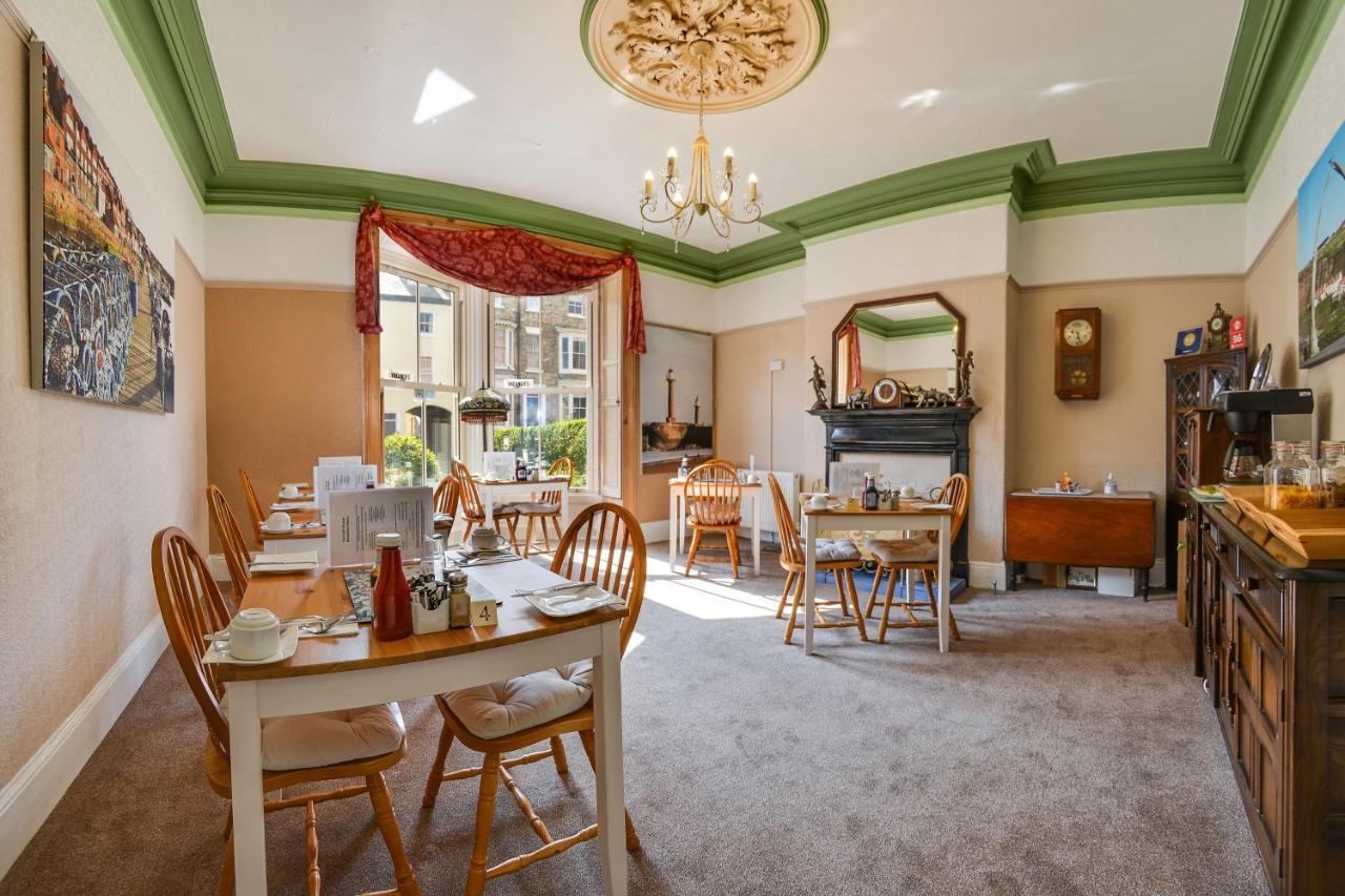 ويتبي Pannett House Bed & Breakfast, Beautiful Victorian Residence المظهر الخارجي الصورة