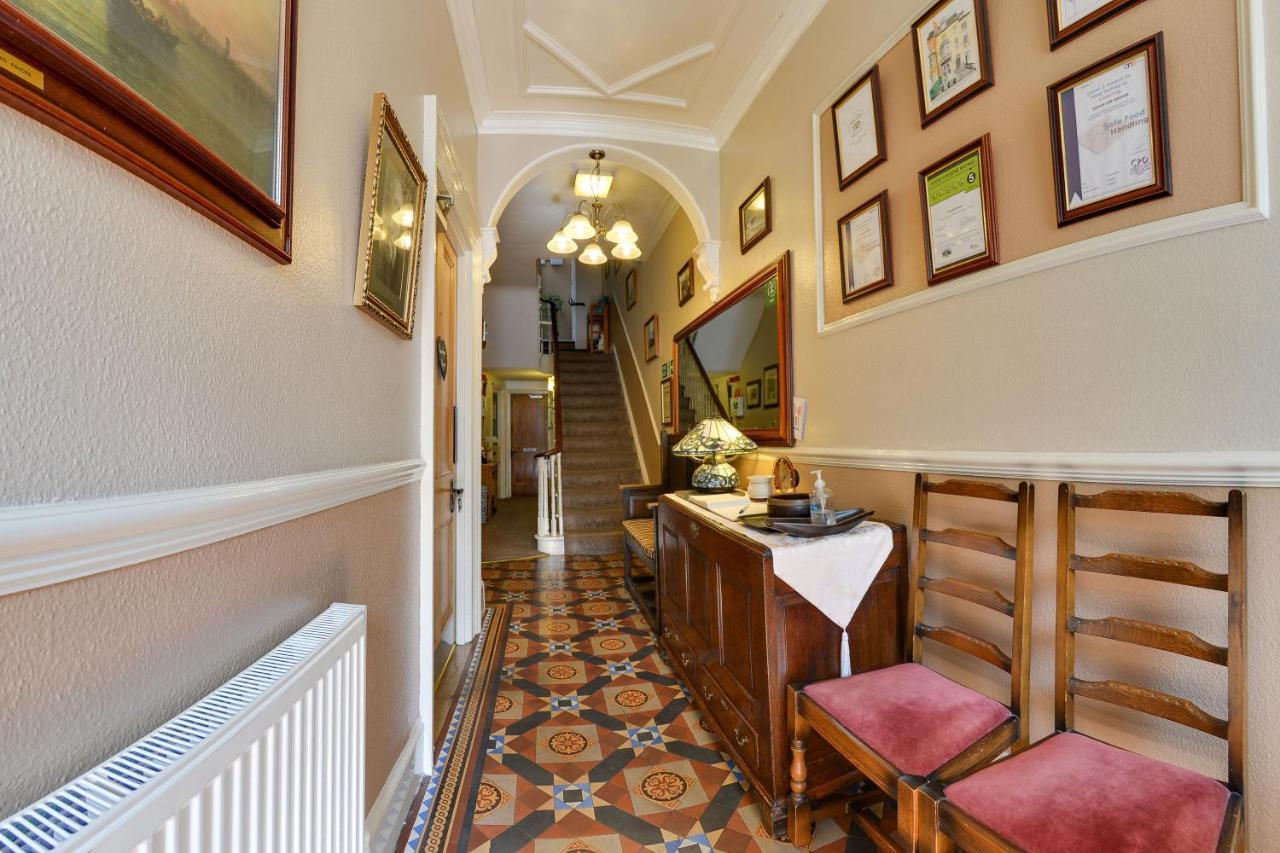ويتبي Pannett House Bed & Breakfast, Beautiful Victorian Residence المظهر الخارجي الصورة