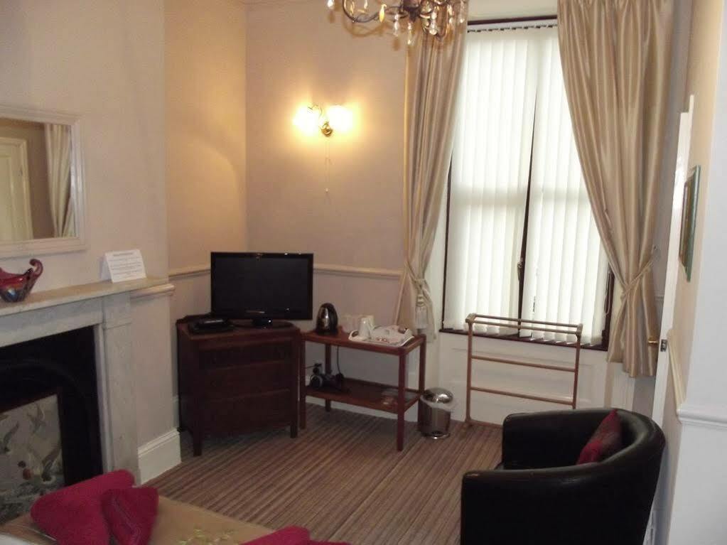 ويتبي Pannett House Bed & Breakfast, Beautiful Victorian Residence المظهر الخارجي الصورة